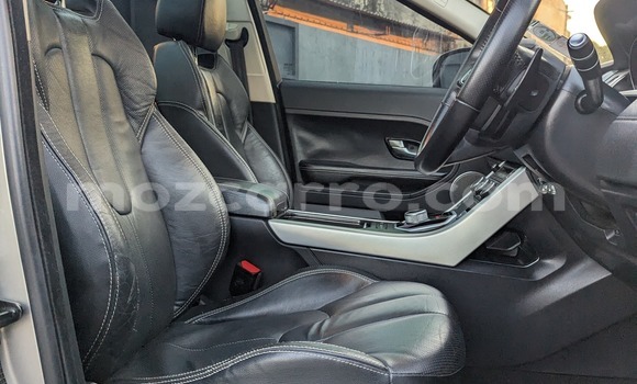 Nunua Ilio tumika Land Rover Range Rover Vogue Fedha Gari ndani ya Maputo nchini Maputo Nunua Ilio tumika Land Rover Range Rover Vogue Fedha Gari ndani ya Maputo nchini Maputo