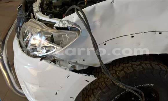 Buy Used Toyota Hilux White Car in Maputo in Maputo Buy Used Toyota Hilux White Car in Maputo in Maputo