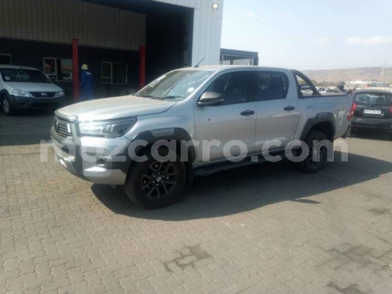 Big with watermark toyota hilux zambezia quelimane 40570