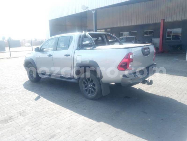 Big with watermark toyota hilux zambezia quelimane 40570