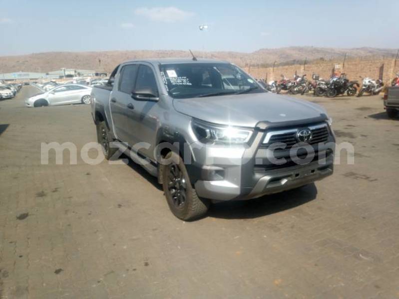 Big with watermark toyota hilux zambezia quelimane 40570