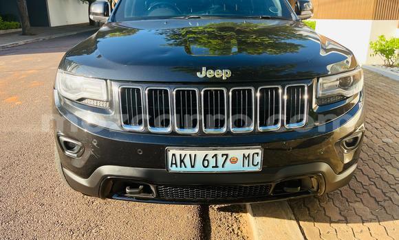 Comprar Usado Jeep Grand Cherokee Preto Carro em Maputo em Maputo