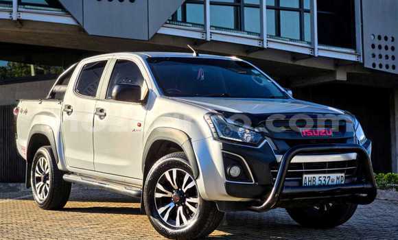 Nunua Ilio tumika Isuzu D-MAX Nyingine Gari ndani ya Maputo nchini Maputo Nunua Ilio tumika Isuzu D-MAX Nyingine Gari ndani ya Maputo nchini Maputo