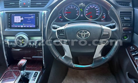 Tenga Tsaru Toyota Mark X Nhema Mota in Maputo in Maputo Tenga Tsaru Toyota Mark X Nhema Mota in Maputo in Maputo