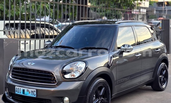 Comprar Usado MINI Cooper Prata Carro em Maputo em Maputo