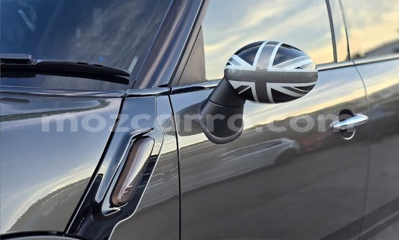 Comprar Usado MINI Cooper Prata Carro em Maputo em Maputo Comprar Usado MINI Cooper Prata Carro em Maputo em Maputo