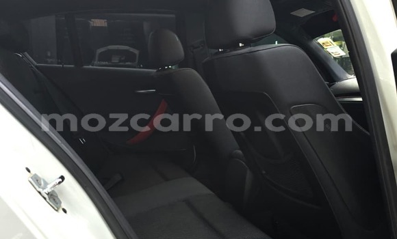 Nunua Ilio tumika BMW 3-Series Nyeupe Gari ndani ya Maputo nchini Maputo Nunua Ilio tumika BMW 3-Series Nyeupe Gari ndani ya Maputo nchini Maputo