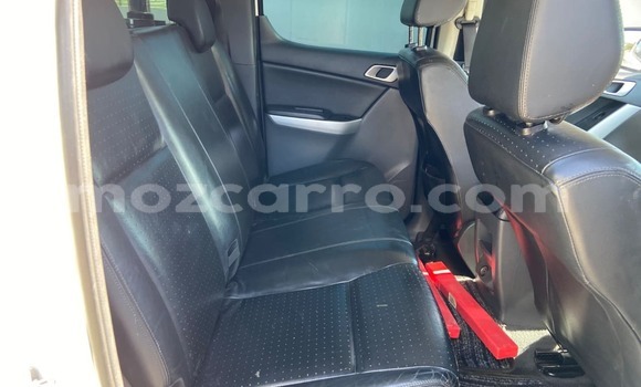 Tenga Tsaru Mazda BT-50 Chena Mota in Maputo in Maputo Tenga Tsaru Mazda BT-50 Chena Mota in Maputo in Maputo