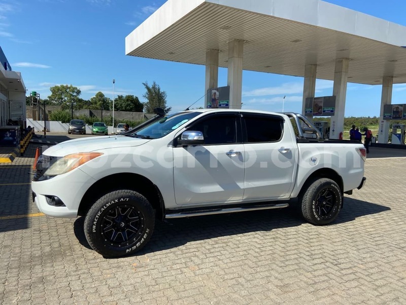 Big with watermark mazda bt 50 maputo maputo 40611