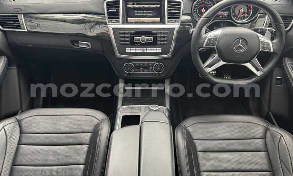 Nunua Ilio tumika Mercedes‒Benz ML-Class Nyeusi Gari ndani ya Maputo nchini Maputo Nunua Ilio tumika Mercedes‒Benz ML-Class Nyeusi Gari ndani ya Maputo nchini Maputo