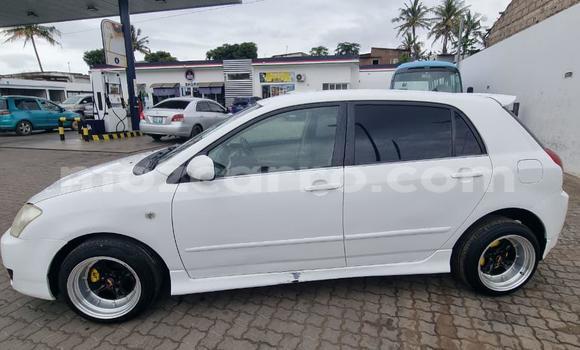 Comprar Usado Toyota Runx Branco Carro em Maputo em Maputo Comprar Usado Toyota Runx Branco Carro em Maputo em Maputo