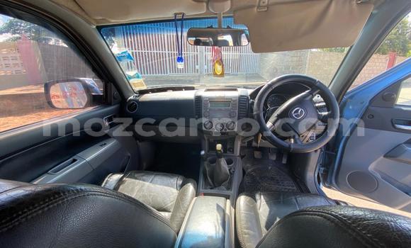 Comprar Usado Mazda BT-50 Azul Carro em Maputo em Maputo Comprar Usado Mazda BT-50 Azul Carro em Maputo em Maputo