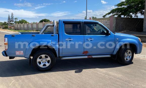 Comprar Usado Mazda BT-50 Azul Carro em Maputo em Maputo Comprar Usado Mazda BT-50 Azul Carro em Maputo em Maputo