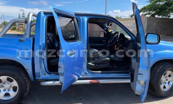 Comprar Usado Mazda BT-50 Azul Carro em Maputo em Maputo Comprar Usado Mazda BT-50 Azul Carro em Maputo em Maputo