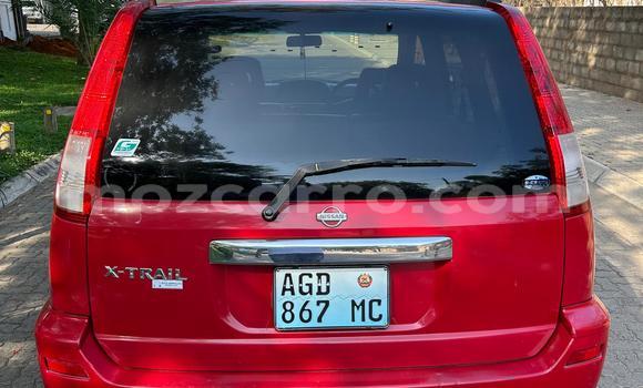 Tenga Tsaru Nissan X-Trail Tsvuku Mota in Maputo in Maputo Tenga Tsaru Nissan X-Trail Tsvuku Mota in Maputo in Maputo