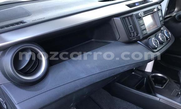 Tenga Tsaru Toyota RAV4 Chena Mota in Gilé in Zambezia Tenga Tsaru Toyota RAV4 Chena Mota in Gilé in Zambezia