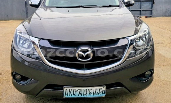 Comprar Usado Mazda BT-50 Castanho Carro em Maputo em Maputo Comprar Usado Mazda BT-50 Castanho Carro em Maputo em Maputo