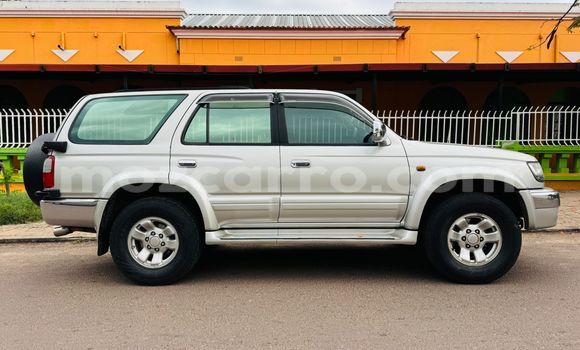 Buy Used Toyota Surf Silver Car in Maputo in Maputo Buy Used Toyota Surf Silver Car in Maputo in Maputo
