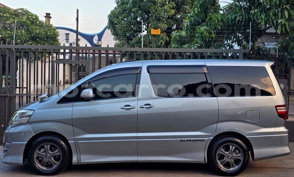 Buy Used Toyota Alphard Silver Car in Maputo in Maputo Buy Used Toyota Alphard Silver Car in Maputo in Maputo
