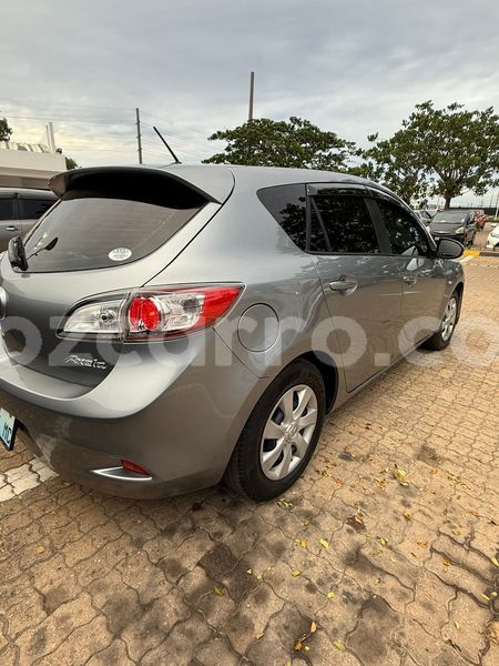 Big with watermark mazda axela maputo maputo 40654