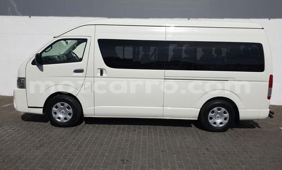 Buy Used Toyota Hiace White Car in Maputo in Maputo Buy Used Toyota Hiace White Car in Maputo in Maputo