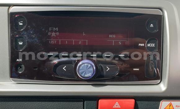 Buy Used Toyota Hiace White Car in Maputo in Maputo Buy Used Toyota Hiace White Car in Maputo in Maputo