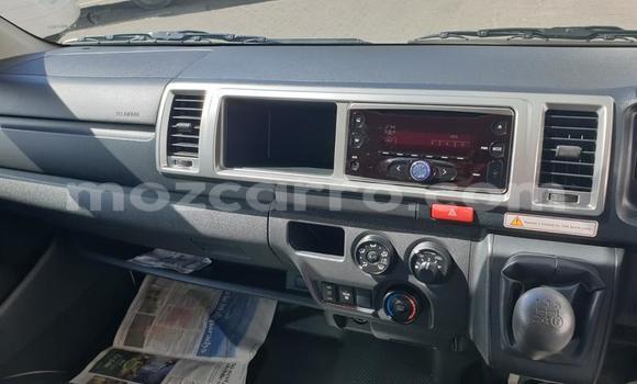 Buy Used Toyota Hiace White Car in Maputo in Maputo Buy Used Toyota Hiace White Car in Maputo in Maputo