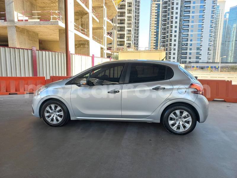 Big with watermark peugeot 208 maputo maputo 40665
