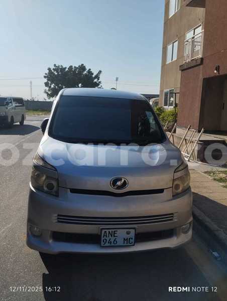 Big with watermark toyota noah maputo maputo 40666