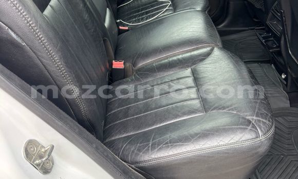 Nunua Ilio tumika Mercedes‒Benz ML-Class Nyeupe Gari ndani ya Maputo nchini Maputo Nunua Ilio tumika Mercedes‒Benz ML-Class Nyeupe Gari ndani ya Maputo nchini Maputo