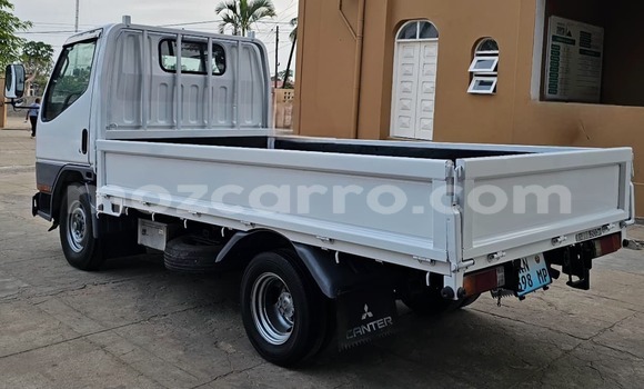 Tenga Tsaru Mitsubishi Carisma Chena Mota in Maputo in Maputo Tenga Tsaru Mitsubishi Carisma Chena Mota in Maputo in Maputo