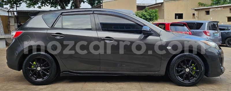 Big with watermark mazda axela maputo maputo 40669