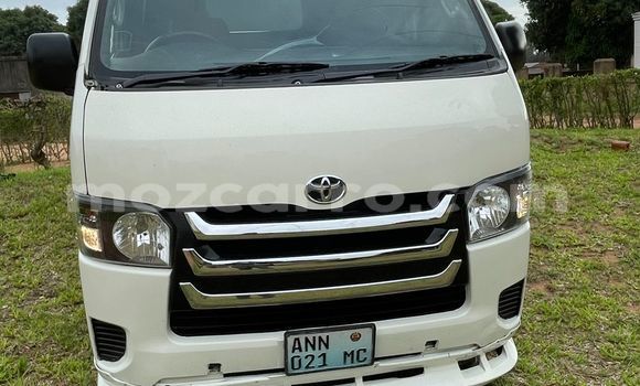 Tenga Tsaru Toyota Hiace Chena Mota in Maputo in Maputo Tenga Tsaru Toyota Hiace Chena Mota in Maputo in Maputo