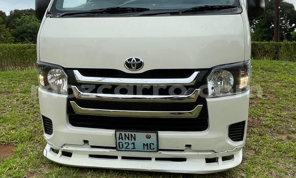 Tenga Tsaru Toyota Hiace Chena Mota in Maputo in Maputo Tenga Tsaru Toyota Hiace Chena Mota in Maputo in Maputo
