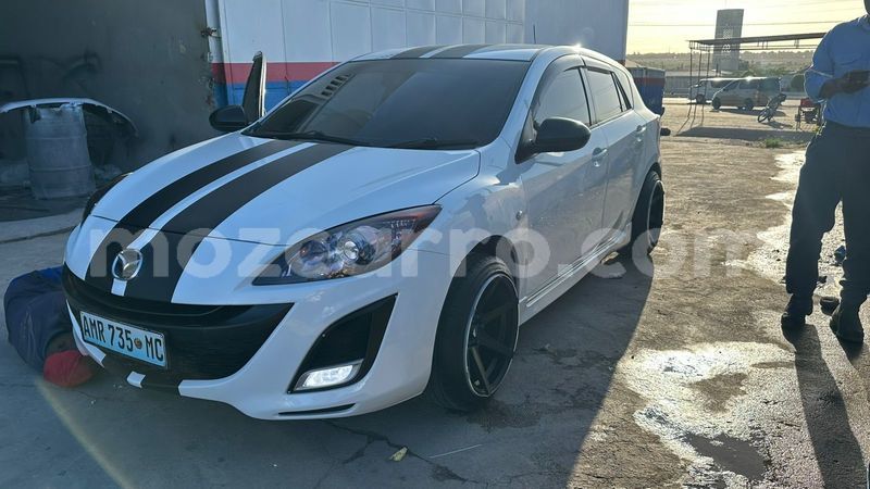 Big with watermark mazda axela maputo maputo 40682