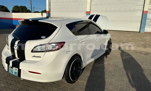 Tenga Tsaru Mazda Axela Chena Mota in Maputo in Maputo Tenga Tsaru Mazda Axela Chena Mota in Maputo in Maputo