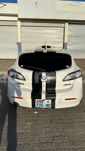 Big with watermark mazda axela maputo maputo 40682