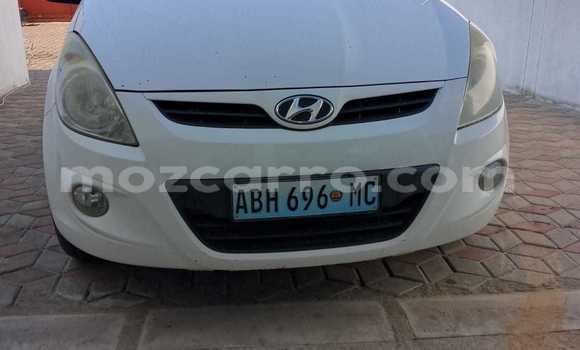 Nunua Ilio tumika Hyundai i20 Nyeupe Gari ndani ya Maputo nchini Maputo