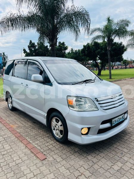 Big with watermark toyota noah maputo maputo 40696