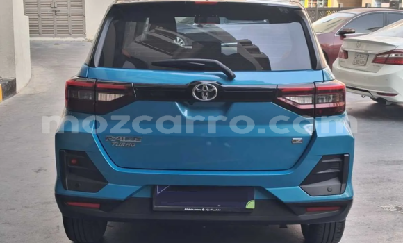 Comprar Usado Toyota Ractis Azul Carro em Maputo em Maputo Comprar Usado Toyota Ractis Azul Carro em Maputo em Maputo