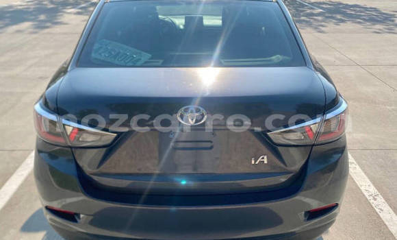 Comprar Usado Toyota Yaris Preto Carro em Maputo em Maputo Comprar Usado Toyota Yaris Preto Carro em Maputo em Maputo