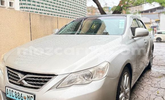 Comprar Usado Toyota Mark X Prata Carro em Maputo em Maputo