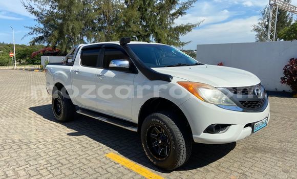 Tenga Tsaru Mazda BT-50 Chena Mota in Maputo in Maputo Tenga Tsaru Mazda BT-50 Chena Mota in Maputo in Maputo