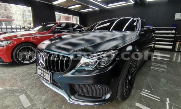 Comprar Usado Mercedes-Benz C250 coupe Preto Carro em Ancuabe em Cabo Delgado Comprar Usado Mercedes-Benz C250 coupe Preto Carro em Ancuabe em Cabo Delgado
