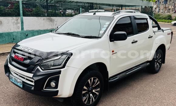 Tenga Tsaru Isuzu D-MAX Chena Mota in Maputo in Maputo Tenga Tsaru Isuzu D-MAX Chena Mota in Maputo in Maputo