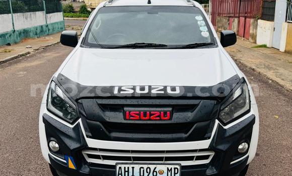 Tenga Tsaru Isuzu D-MAX Chena Mota in Maputo in Maputo Tenga Tsaru Isuzu D-MAX Chena Mota in Maputo in Maputo
