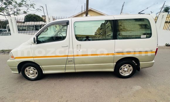 Comprar Usado Toyota Granvia Branco Carro em Maputo em Maputo Comprar Usado Toyota Granvia Branco Carro em Maputo em Maputo