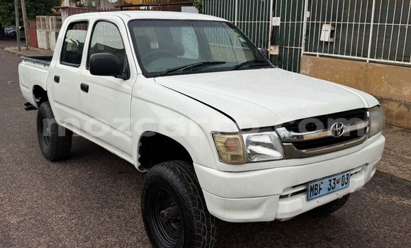 Tenga Tsaru Toyota Hilux Chena Mota in Maputo in Maputo Tenga Tsaru Toyota Hilux Chena Mota in Maputo in Maputo