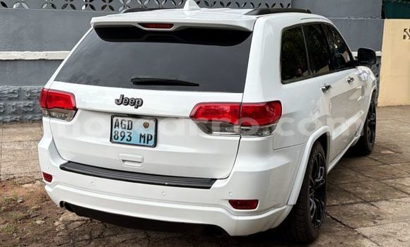 Comprar Usado Jeep Grand Cherokee Branco Carro em Maputo em Maputo Comprar Usado Jeep Grand Cherokee Branco Carro em Maputo em Maputo