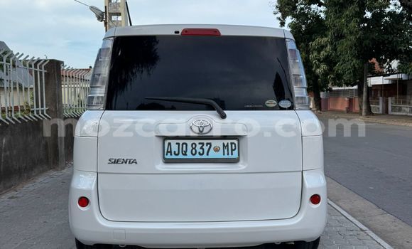 Tenga Tsaru Toyota Sienta Chena Mota in Maputo in Maputo Tenga Tsaru Toyota Sienta Chena Mota in Maputo in Maputo
